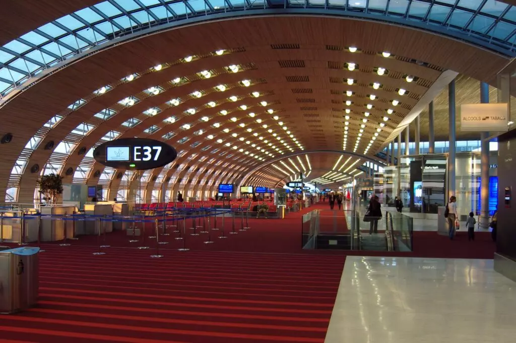 CDG-TERMINAL-E